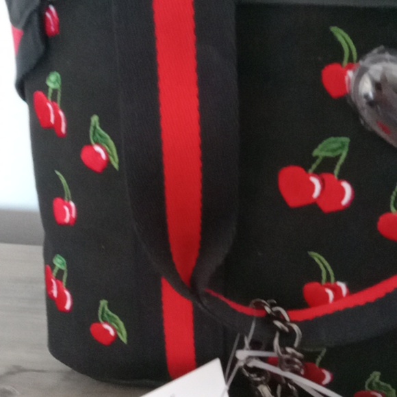 Betsey Johnson Cherry Canvas Tote 🍒🍒🍒🍒🍒 - Picture 3 of 8